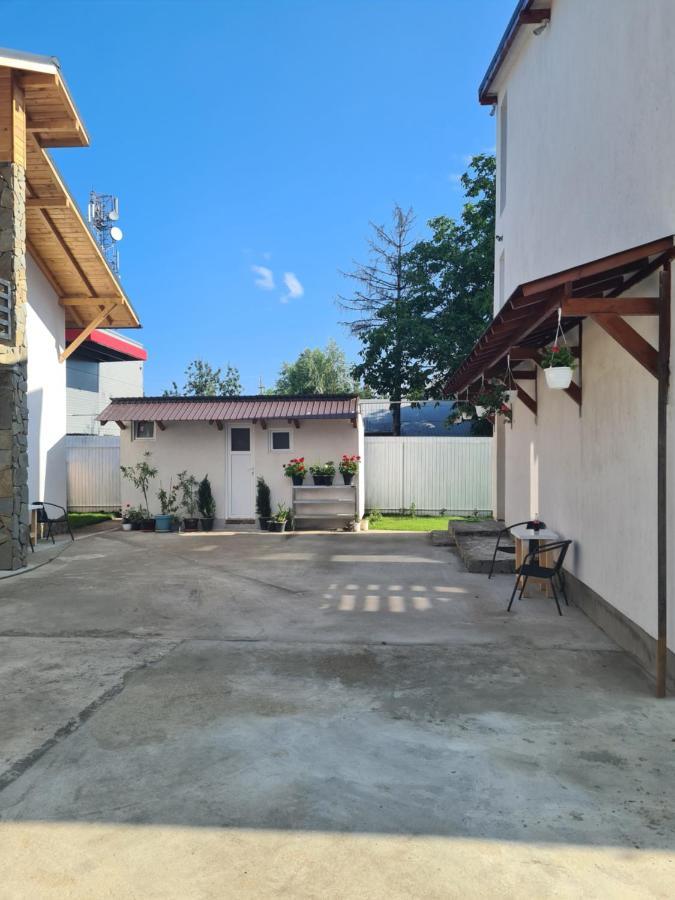 Luca'S Studio 2 ,Close To Therme Bucharest, Airport Otopeni Balotesti Exterior photo